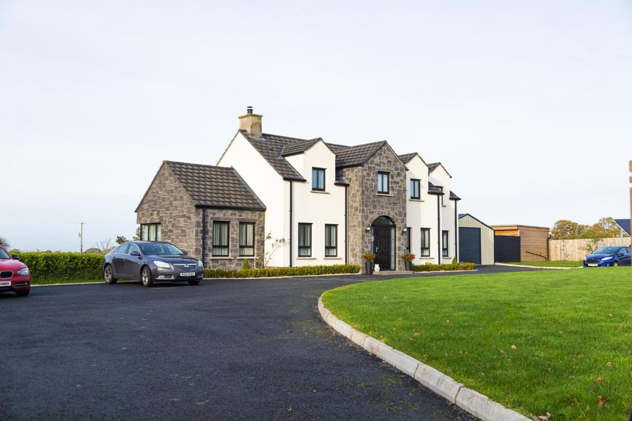Boutique Country House Aldergrove Crumlin  Bagian luar foto