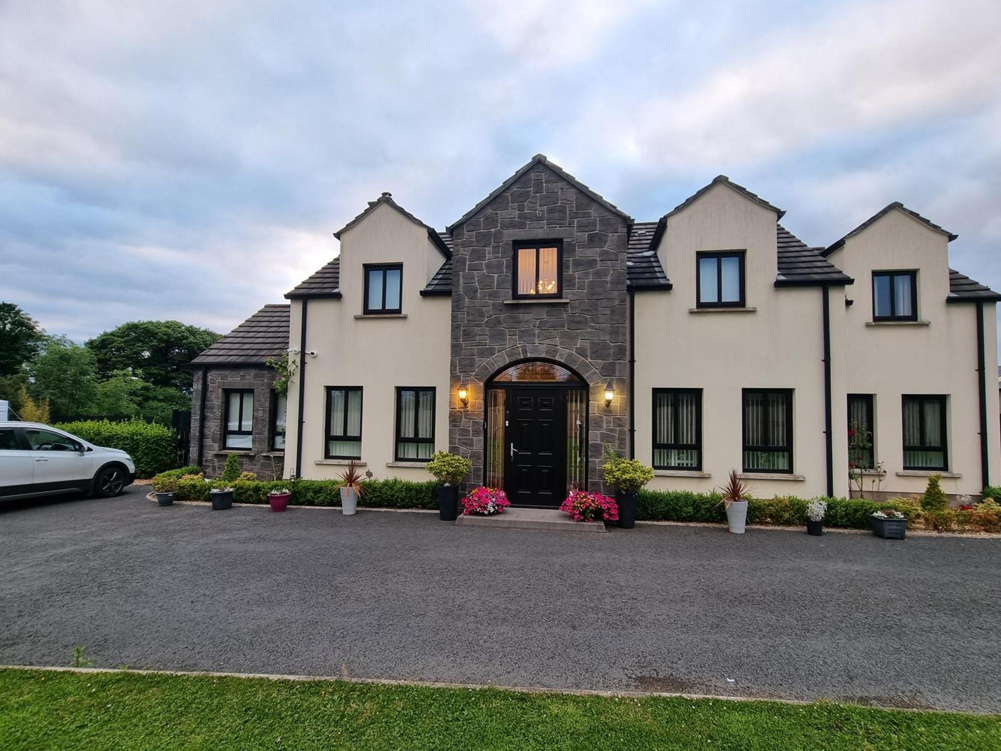 Boutique Country House Aldergrove Crumlin  Bagian luar foto